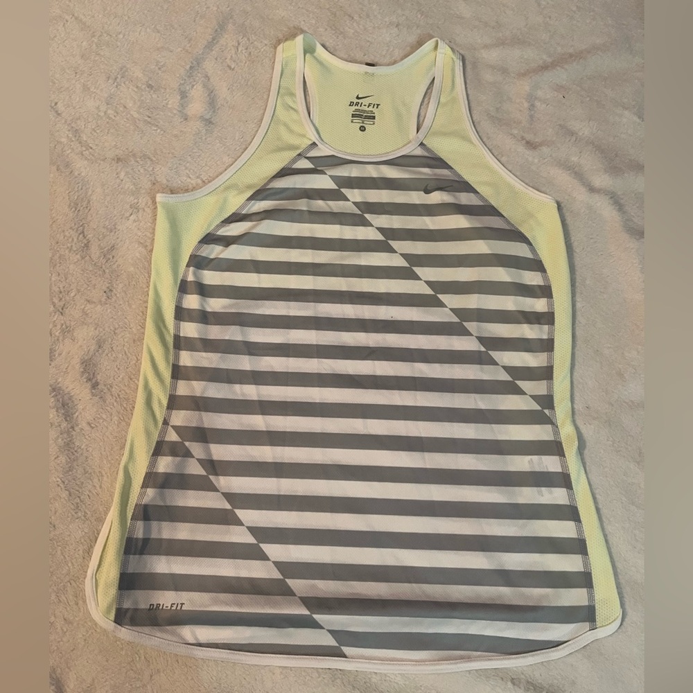 🎉HP🎉 Nike Dri-Fit Crossback Tank Top